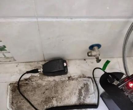 漳州屋顶漏水维修公司分享下卫生间漏水的危害及解决方法
